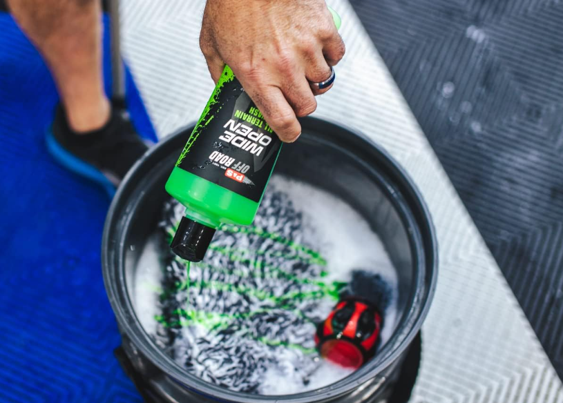 Spuma activa concentrata pentru vehicule off-road Wide Open 3